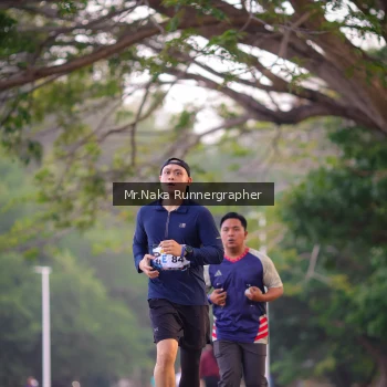 Runner Photo 4327279