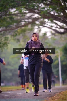 Runner Photo 4327285
