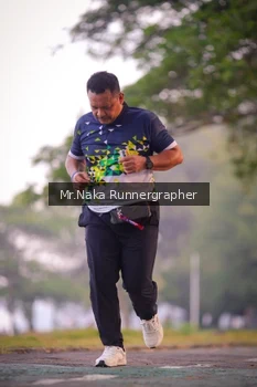 Runner Photo 4327293