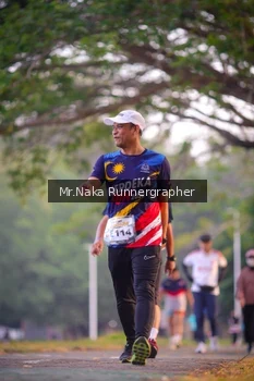 Runner Photo 4327301