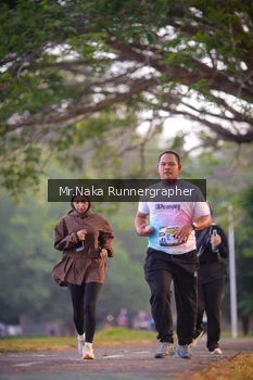 Runner Photo 4327311
