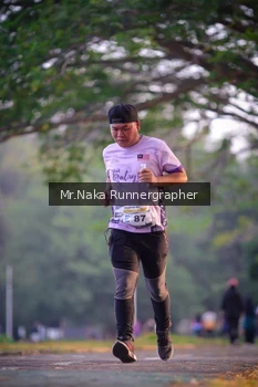 Runner Photo 4327324