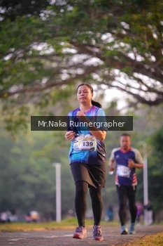 Runner Photo 4327325