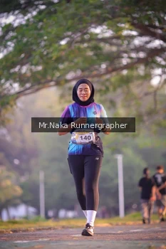 Runner Photo 4327332
