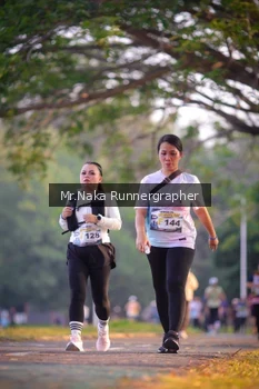 Runner Photo 4327343