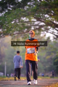 Runner Photo 4327359
