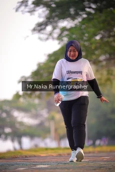 Runner Photo 4327371