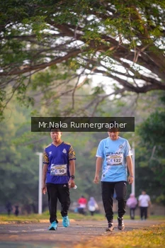 Runner Photo 4327385