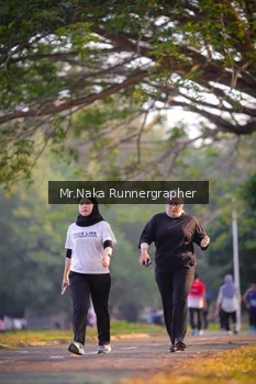 Runner Photo 4327388