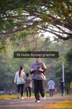 Runner Photo 4327394