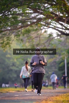 Runner Photo 4327397