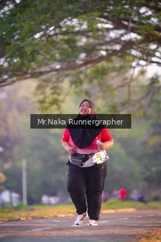 Runner Photo 4327400