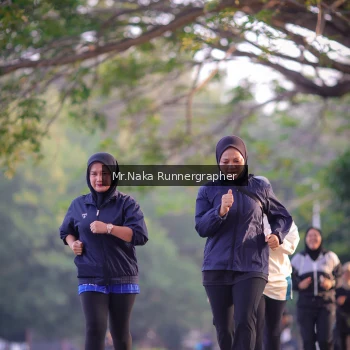 Runner Photo 4327407