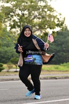 Runner Photo 4327877