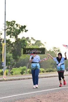 Runner Photo 4327884