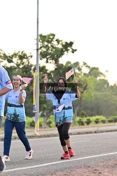 Runner Photo 4327885