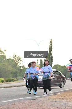 Runner Photo 4327904