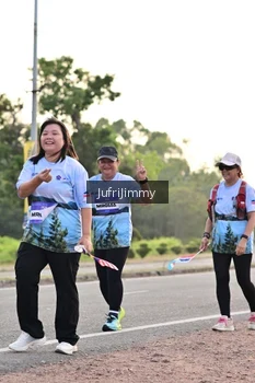 Runner Photo 4327915