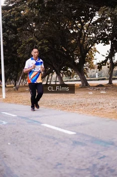 Runner Photo 4327945