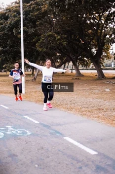 Runner Photo 4327946