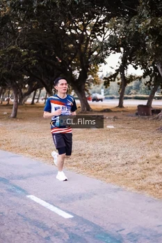 Runner Photo 4327950