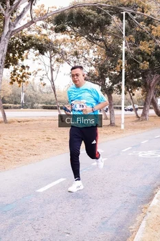 Runner Photo 4327978