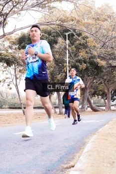 Runner Photo 4327994