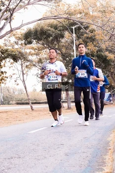 Runner Photo 4328037