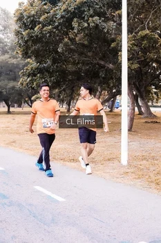 Runner Photo 4328054