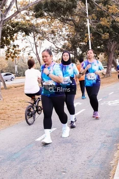 Runner Photo 4328057