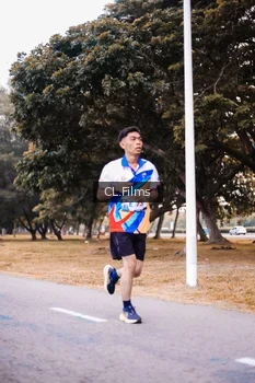 Runner Photo 4328134
