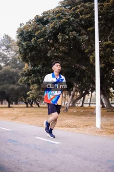 Runner Photo 4328135