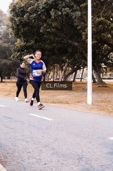 Runner Photo 4328150