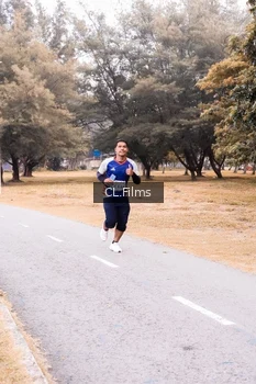 Runner Photo 4328168