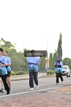 Runner Photo 4328178