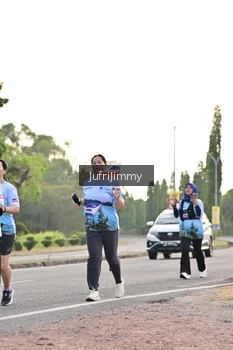 Runner Photo 4328203
