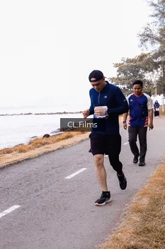 Runner Photo 4328219