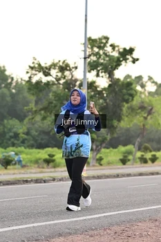 Runner Photo 4328260