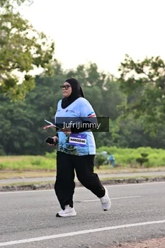 Runner Photo 4328273