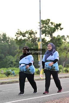 Runner Photo 4328321