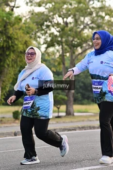 Runner Photo 4328340