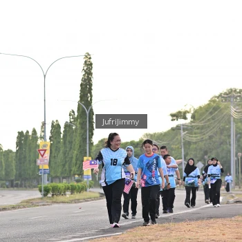 Runner Photo 4328349