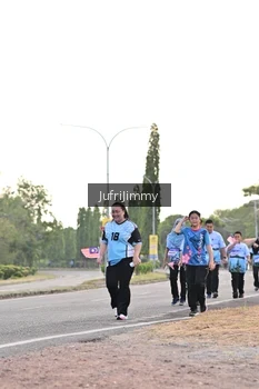 Runner Photo 4328351