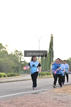 Runner Photo 4328352