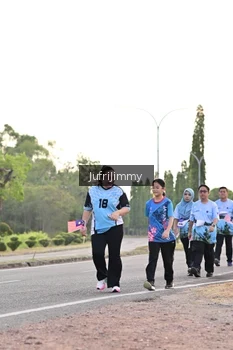 Runner Photo 4328363