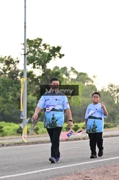 Runner Photo 4328396