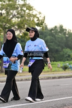 Runner Photo 4328415