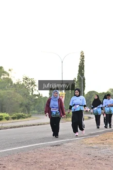 Runner Photo 4328438