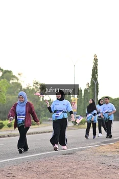 Runner Photo 4328442