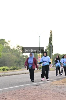 Runner Photo 4328454
